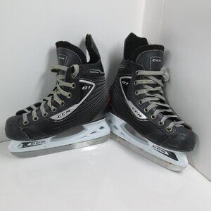 CCM Custom 01 Youth Ice Hockey Skates  Size 2